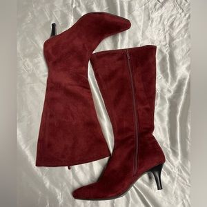 Impo Stretch Norris Too BOOT Burgundy Stretch Faux Suede Size 7.5 W